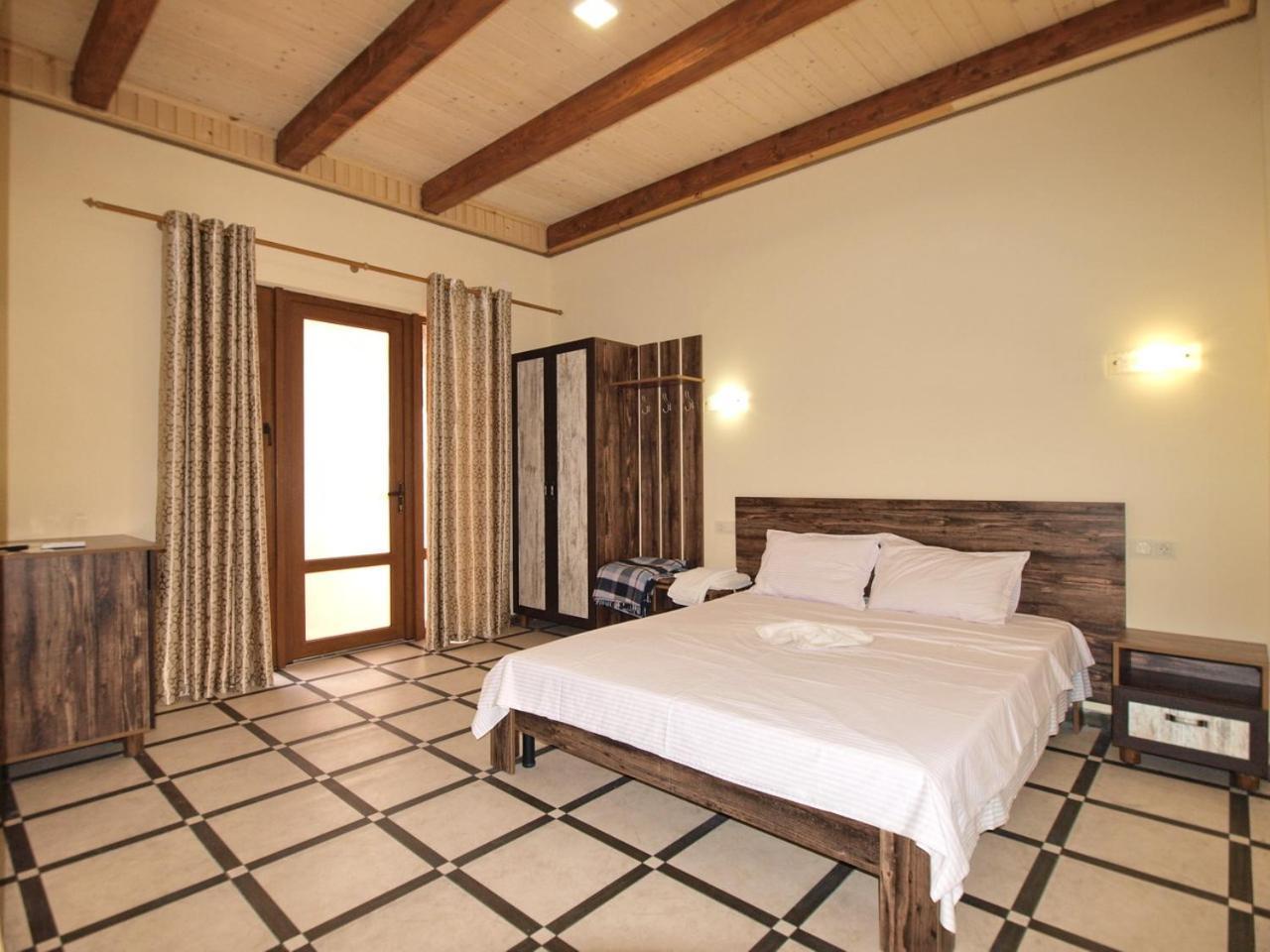 Пегас Otel Zaliznyi Port Dış mekan fotoğraf